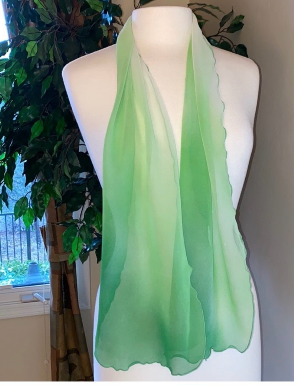 Vintage Ray Strauss Ombré Oblong Lettuce Ledge Polyester Scarf